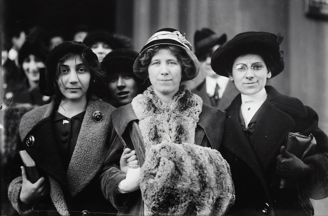 Suffrage and labor activists during a strike. 